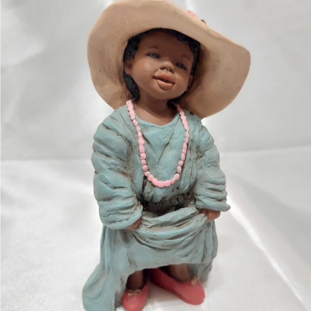 Holcomb God is Love 1987 Sasha #20 Charming Kids Figurine with Hat and Necklace